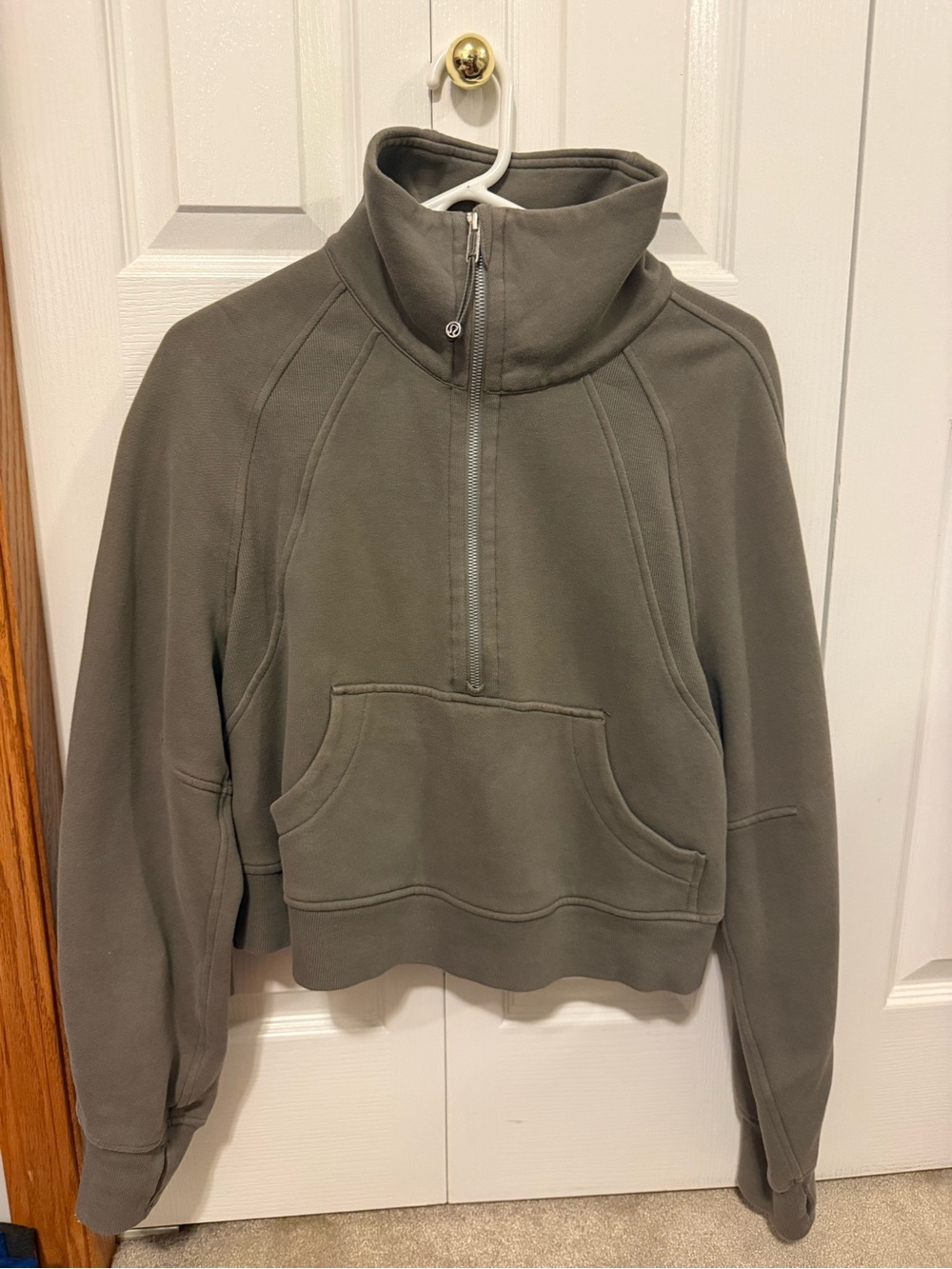 Scuba funnel neck